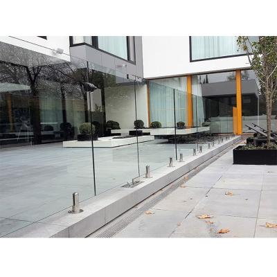 China Swimming Pool Aluminum Glass Balustrade Fencing Spit 316 304 Railing for sale