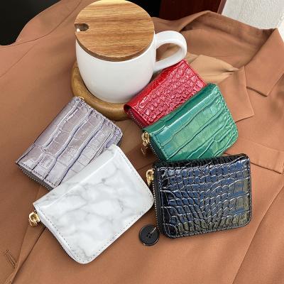 China Waterproof Factory Popular 2021 Ladies Zipper Wallet Girls Coin Purse Short Wallet For Women for sale