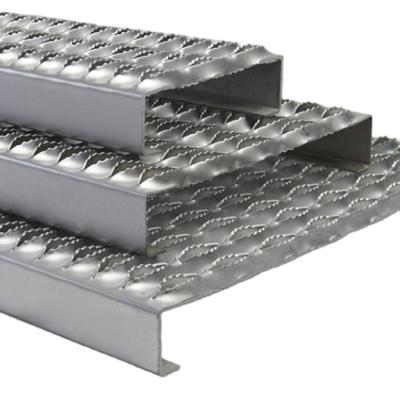 China Heavy Duty Safety Grating Stainless Steel Perforated Grip Sheet 304 Or 316 for sale