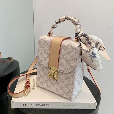 China Small Vintage PU Waterproof Custom Purse Handbags Cross - Body Flower Printing Mobile Phone Bag For Women Mini Single Shoulder Bag for sale