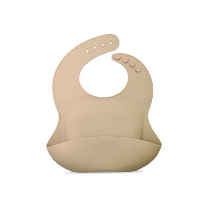 China Pantone Color  BPA Free Silicone Baby Bibs OEM Waterproof Adjustable for sale