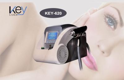 China Mobile Handle Q-switched ND Yag Laser For  Pigment  Birthmark Removal Big Power for sale