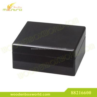 China New Design Luxury Custom Wooden Packaging Gift Box Handmade for sale