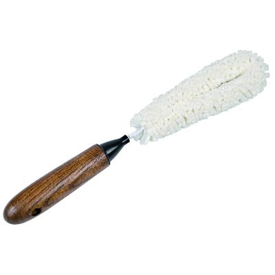 China Sustainable Cleaning Brush With Wooden Handle High Quality Dust Brush for sale