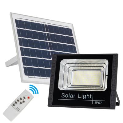 China 1 Year Warranty 40W IP67 Outdoor Garden Light Plastic Floodlight 40W Waterproof Reflector Led Solar Flood Light for sale