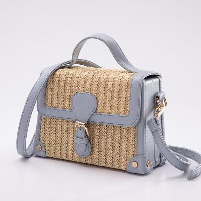 China New PU straw box hand bill of lading fashion diagonal female casual flip lock contrast color shoulder bag bag female custom for sale