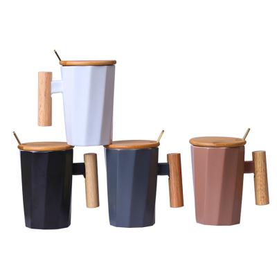 China Wholesale Viable Non Upside Down Ceramic Mug With Wooden Handle Reusable Customized Mugs Set for sale