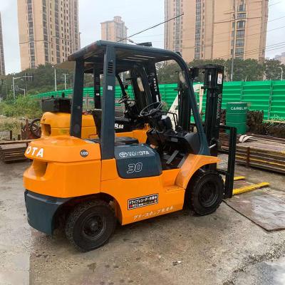 China Diesel Engine Japan Toyota Used 3 Ton Triplex Forklift for Warehouse Material Handling for sale