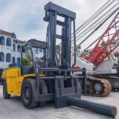 China Farms 16 Ton Diesel Used Forklift Komatsu with 4m Lifting Height and Fork Width 150m for sale