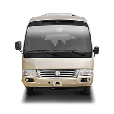 China Fuel Luxury Mini Bus Coaster 15-30 zitplaatsen voor reizen in gas / benzine brandstof type Te koop