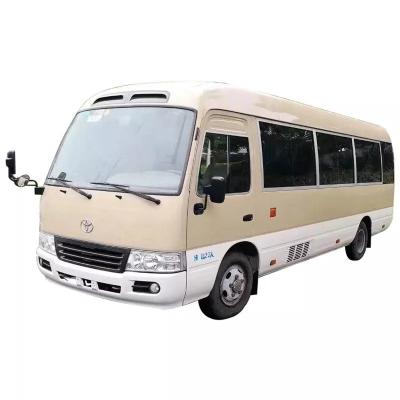 China Caminante de gasolina de 30 asientos con dimensiones L x W x H mm 7005x2050x2645 en venta