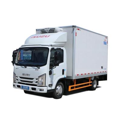 China 3360mm Wheelbase Isuzu 10 Ton Box Refrigerator Truck For Vegetable And Meat Transportation for sale