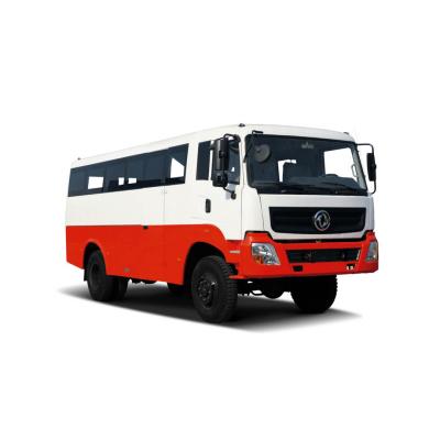 Chine Autobus tout-terrain 4x4 de 180 chevaux Dongfeng EQ6750PT Avec une capacité de moteur de 4 à 6 litres et une largeur totale de 2420 mm à vendre