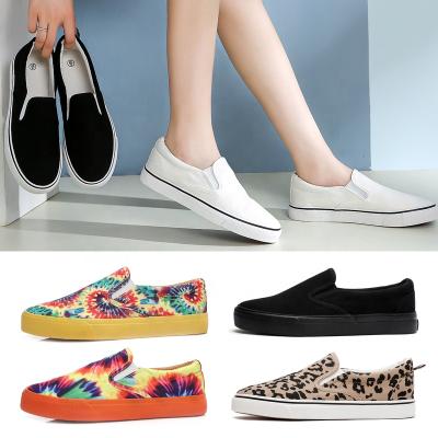 China Custom Fashion Trend Ladies Canvas Shoes Women Slip On Casual Classic Loafers White Sneakers Flats Shoes For Women for sale