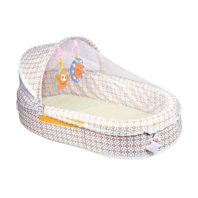 China Modern Babi Bedroom Furniture Bedside Hutch Folding Newborn Baby Crib In Bed With Mosquito Net And Music for sale