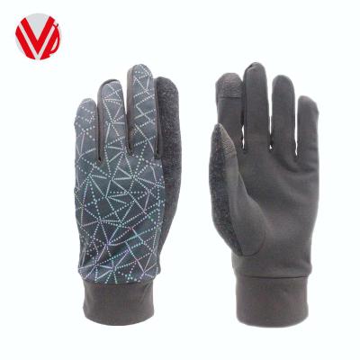 China Hot Selling Comfortable High Visibility Touch Screen Running Outdoor Sports Reflective Breathable Running Glove for sale