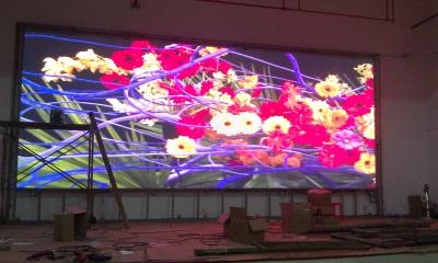 China Advertising Indoor Full Color LED Screen High Resolution P1.47 LED Video Billboard for sale