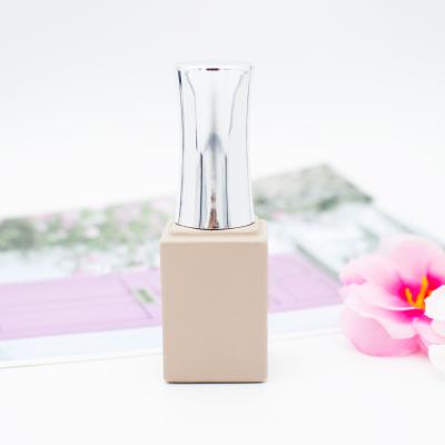 China Cosmetic Glass Bottle Cosmetics Packaging Containers Gold Silver Square Nail Polish Cap With Brush 15ml for sale