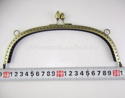 China Arched Internal Metal Purse Large Metal Purse Frame Bag Hinge Kiss Clasp for sale