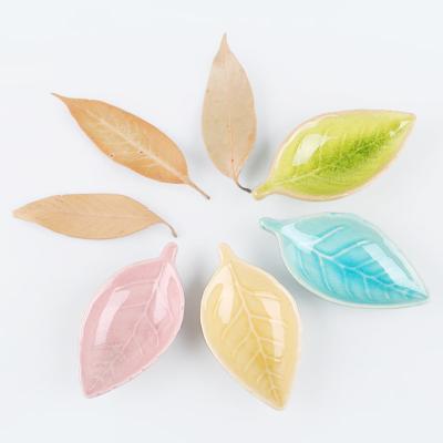 China Mini Leaf Shape Colorful Viable Ice Split Ceramic Glaze Essential Oil Dish Bowl Bowl Dipping Dish for sale