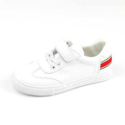 China Light Weight PU White Casual Sneaker Shoes Unisex Children's Casual Sneaker Slip On Shoes for sale