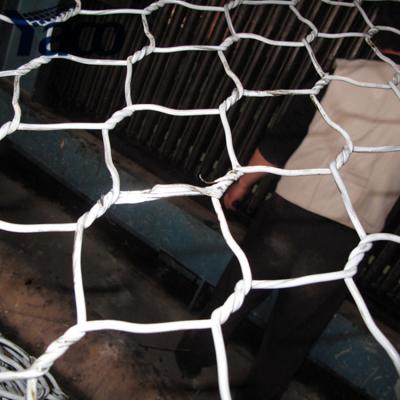 China Twisted Gabions 3*1*1 Double Hexagonal Gabion Basket Gabion Basket Rock Stone Shoreline Protection for sale