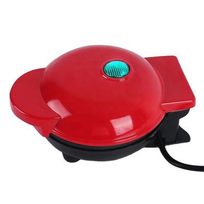 China Amazon Outdoor Hot Sale Portable Non-stick Cooking Mini Breakfast Machine Electric Waffle Maker Home for sale