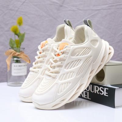 China Fashion\Comfortable\Durable\Breathable\Lighted Amazon Selling Fashion Woman Hot Chic Casual Elevator Shoes Traveling Sneakers for sale