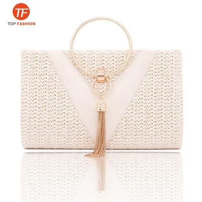 China 2019 Hot Selling Sparkle Wholesale Rounded Wrist Straw Bag With Tassel Clutch Evening Bag From Factory for sale