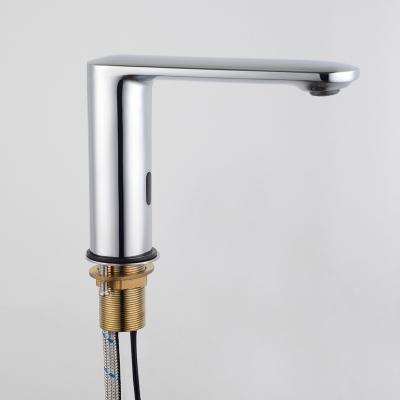 China Brass Thermostatic Induction Faucets 788g New Automatic Infrared Faucet for sale