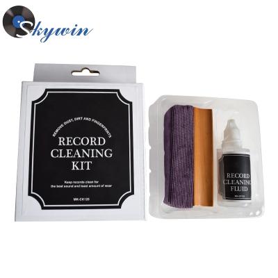 China Sweep Vinyl Record Brush Cleaner Kit Vinyl Record Brush Cleaner Custom Turntable Record Player for sale