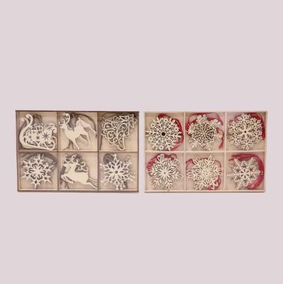 China Small Low Price Christmas Laser Cut Wooden Ornaments 22x14.5x1.6cm for sale