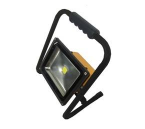 China Battery Rechargeable Portable LED Floodlights 30W CE&RoHS for sale