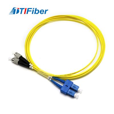 China FC/UPC - SC/UPC-Singlemode Simplex Duplexlszh de Vezel Optische Verbindingsdraad van Vezel Optische Patchcord SM Te koop