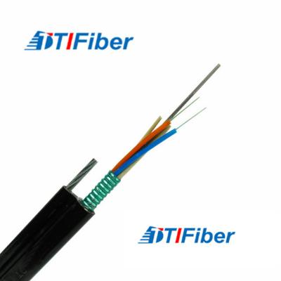 Cina PE aereo Materiall dell'installazione del cavo a fibre ottiche GYTC8S FTTH di Amored di sostegno di auto in vendita