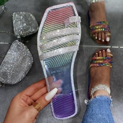 China Anti-Smell 2021 Summer Glitter Flat Sandals for Women Rhinestone Summer Beach Shoes Women's Crystal Sandals for Women and Ladies for sale