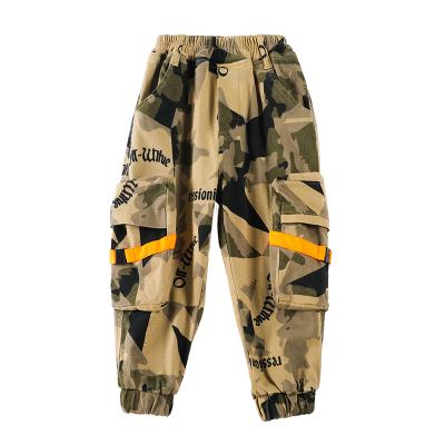 China Anti-wrinkle Boy Cargo Pants Cotton Boy Camouflage Kids Pants Elastic Waist Khaki Pants for sale