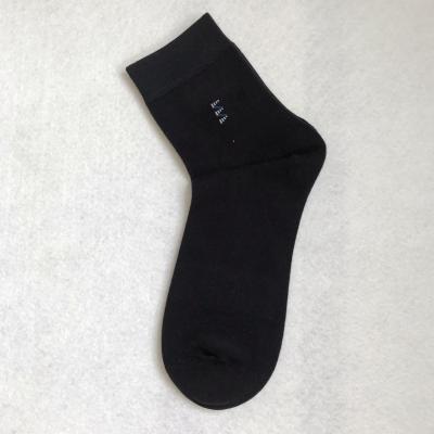 China 2021 wholesale fashion sock manufacturer pattern crew sport socks for sale