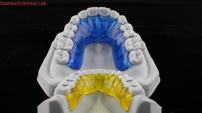 China Comfortabele roestvrijstalen acryl Hawley retainer effectief orthodontieapparaat Te koop