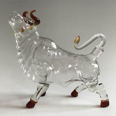 China Wholesale 500ml/750ml/1000ml borosilicate cow shape glass empty liquor bottle/wine/liquor bottle/brandy for sale