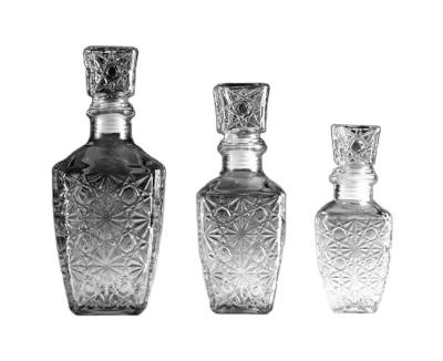 China Wholesale Antique Transparent Wine Juice Beverage Liquor Vodka / Whiskey Glass Decanter for sale