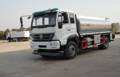 Chine Mini camion 6.65cbm euro3, camions de livraison d'huile du volume 20000L 300 HP de pétrolier à vendre