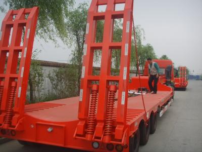 China 3 Axles Red Hydraulic Low Bed Semi Trailer For Machinery Excavator Bulk Cargo for sale