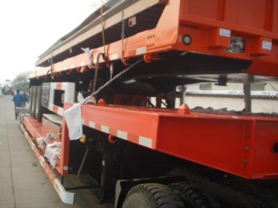 China Hauler Truck Low Platform Semi Trailer , 3 Axle truck Trailer Low Bed For Road Transportation for sale