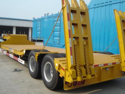 China 2 Axle Lowboy Trailer Gooseneck Low Bed Trailer With Hydraulic Ladder for sale