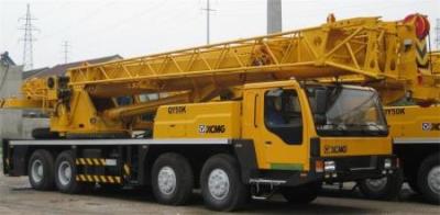 Chine Gendarmerie mobile Camion Construction Crane 25 Ton Poids de levage de grue fiable à vendre