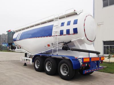 China het Cementvrachtwagen van 48CBM Bulker met Luchtcompressor en Dieselmotor Te koop