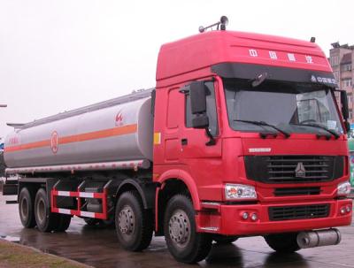 China High performance Oil tank truck Tank Truck Trailer , 25000L capacity fuel tanker truck for sale