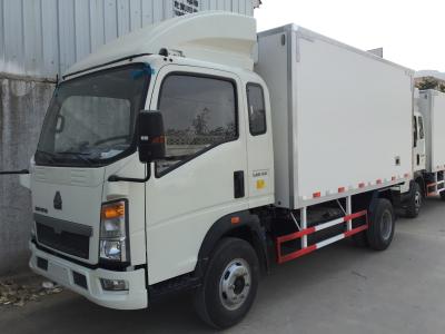 China HOWO small FPR refrigerated box trucks 4X2 for fresh food transport for sale