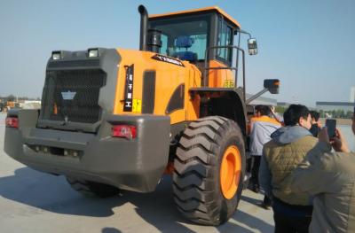 China High Strength Compact Wheel Loader Front Loader For Construction Industry for sale